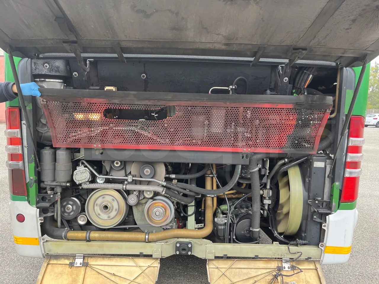 Mercedes-Benz O 530 G- 3P - Euro5 - 260kW - 17.940mt - rear hatch open