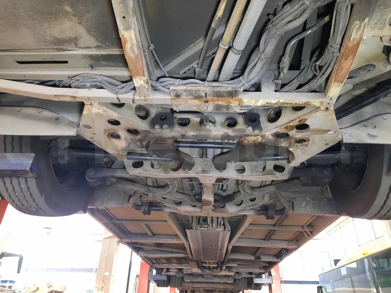 Mercedes-Benz O 530 G- 3P - Euro5 - 260kW - 17.940mt - front axle central