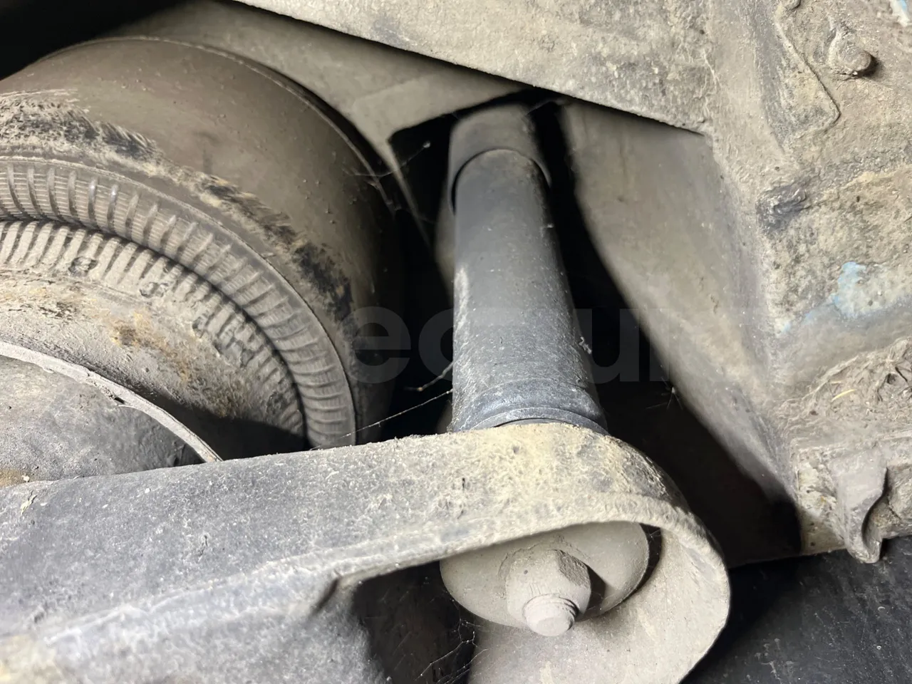 Mercedes-Benz Integro E5 4 - EUR5 - 220kW - 12.14m - axel 2 air springs 1 right