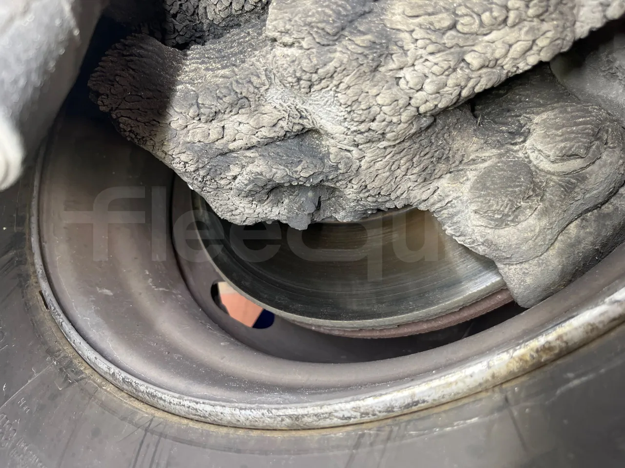 Mercedes-Benz Integro E5 4 - EUR5 - 220kW - 12.14m - front discs left