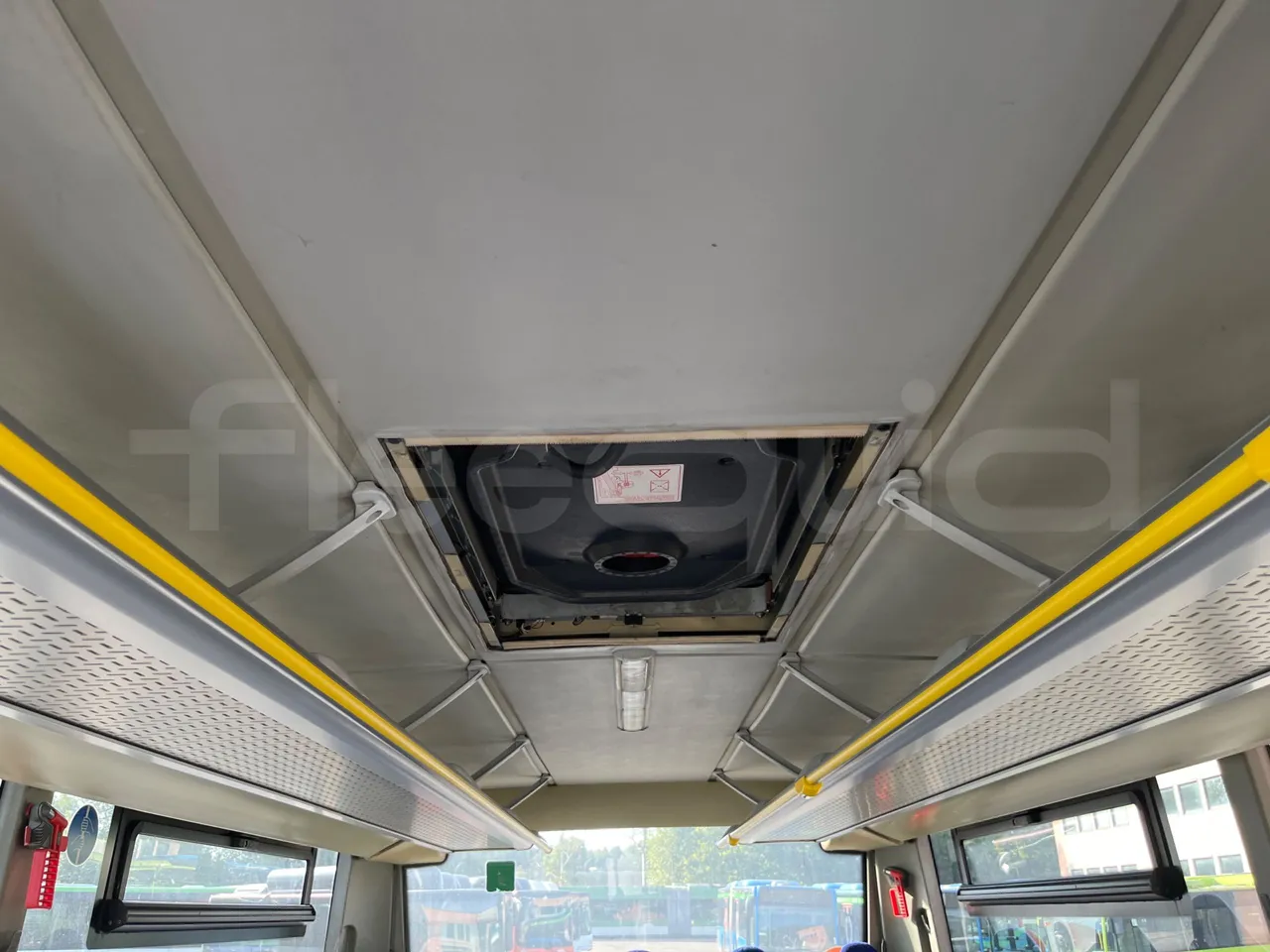 Mercedes-Benz Integro E5 4 - EUR5 - 220kW - 12.14m - roof hatch 2
