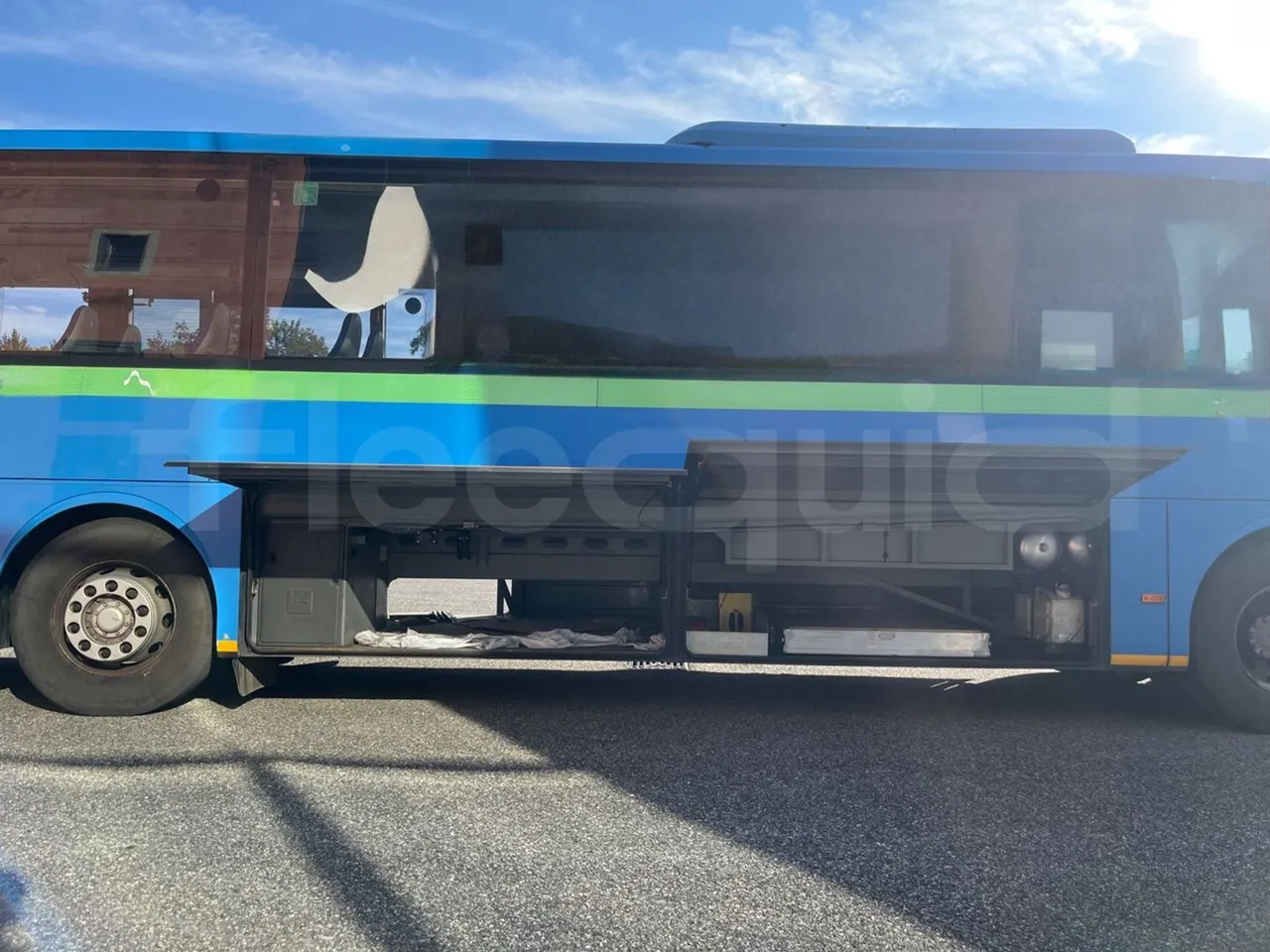 Mercedes-Benz Integro E5 4 - EUR5 - 220kW - 12.14m - luggage rack photo