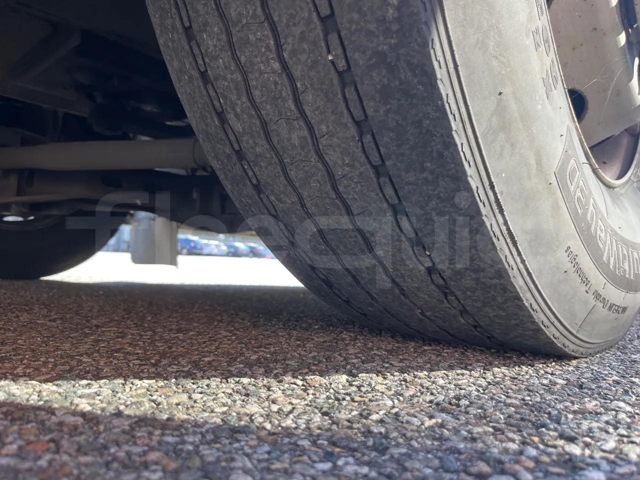Mercedes-Benz Integro E5 4 - EUR5 - 220kW - 12.14m - tread condition second axle tires right