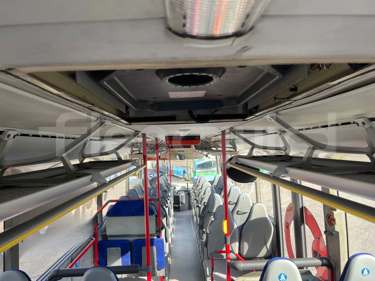 Mercedes-Benz Integro E5 4 - EUR5 - 220kW - 12.14m - overhead compartments photo