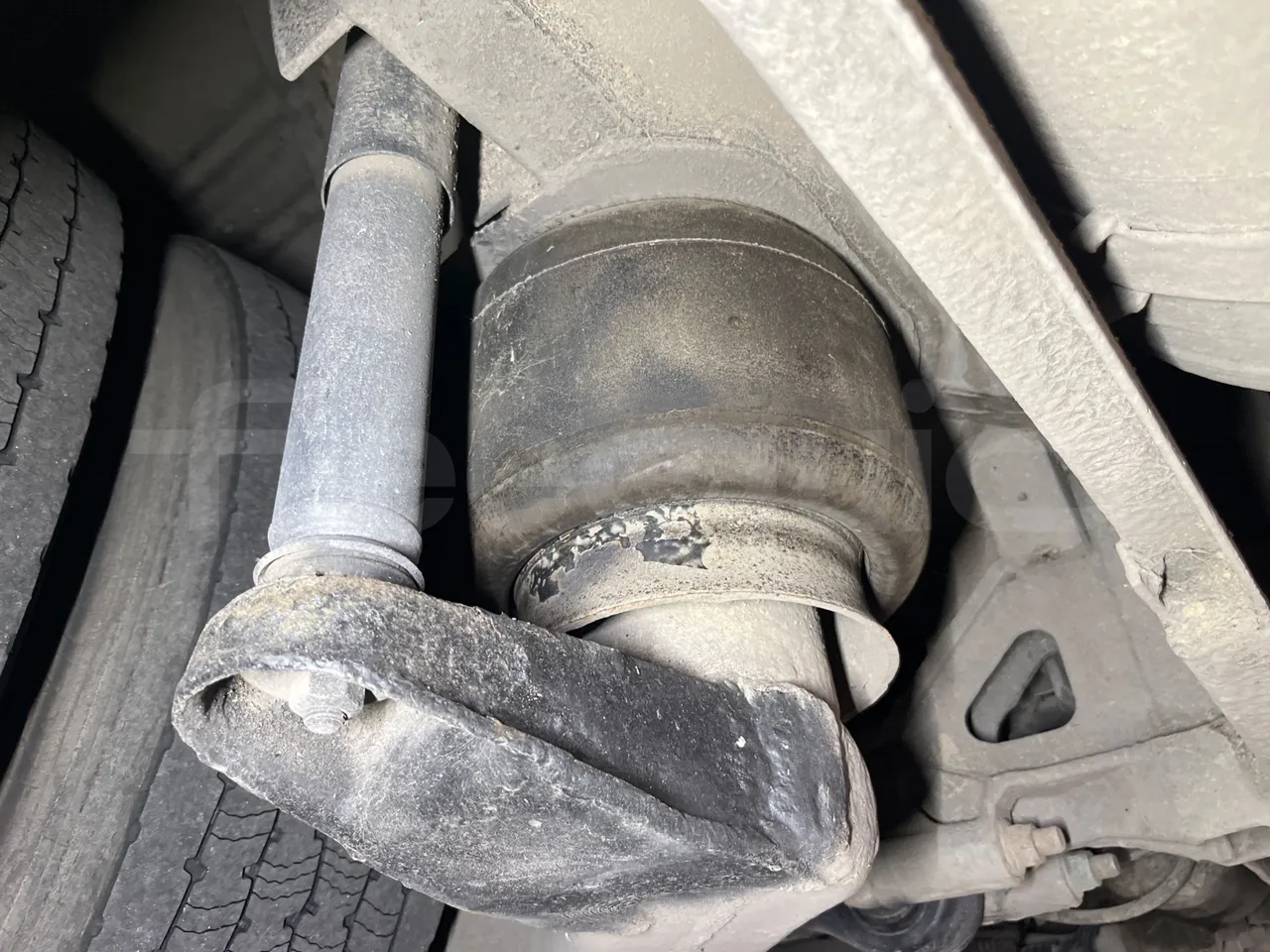Mercedes-Benz Integro E5 4 - EUR5 - 220kW - 12.14m - axle 2 shock absorbers 2 left