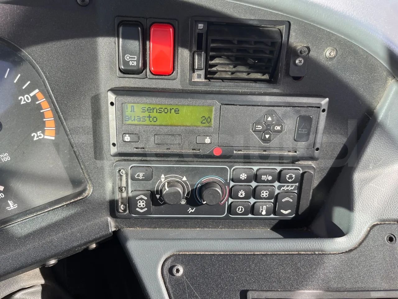 Mercedes-Benz Integro E5 4 - EUR5 - 220kW - 12.14m - Tachograph