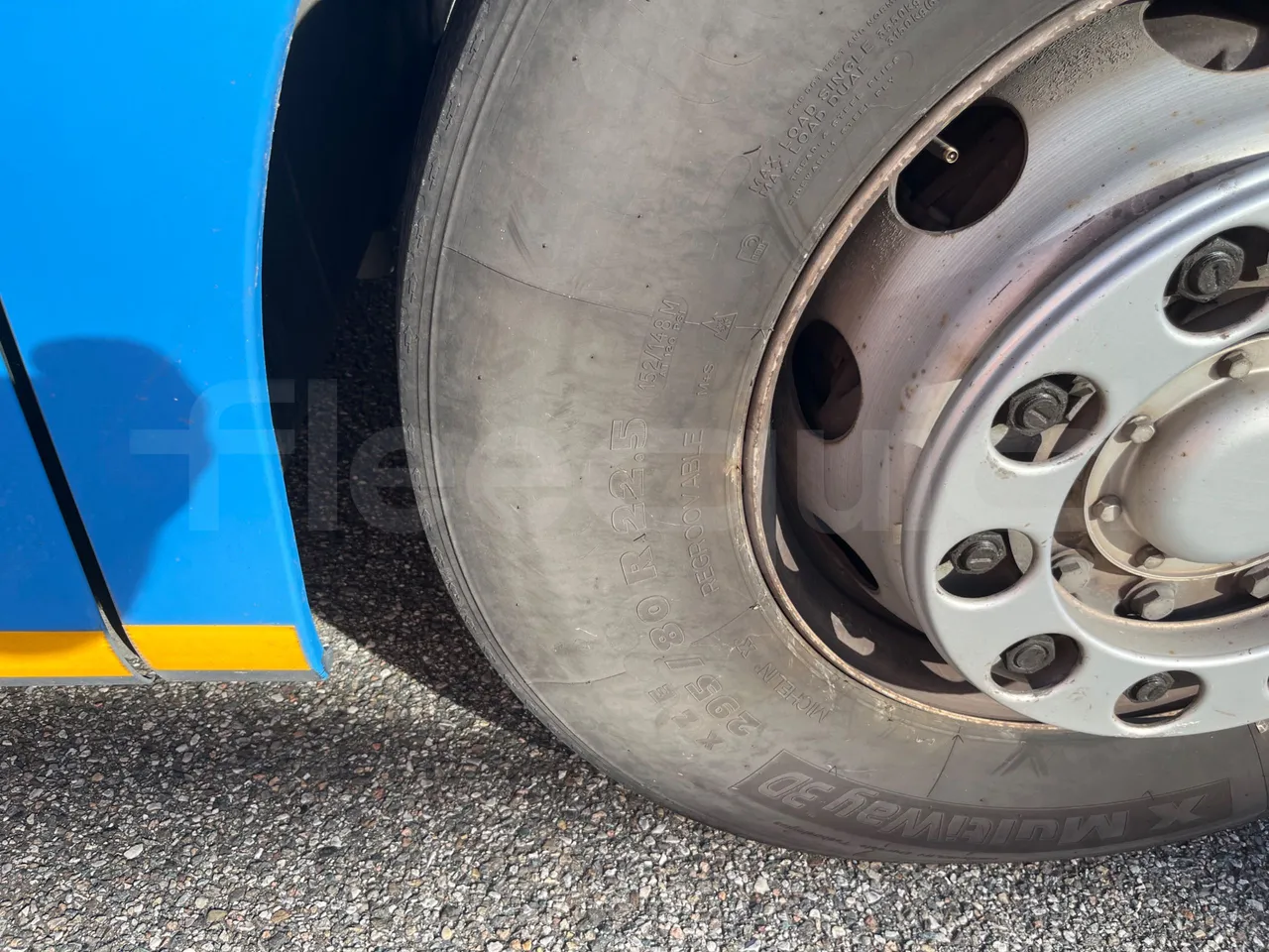 Mercedes-Benz Integro E5 4 - EUR5 - 220kW - 12.14m - front left tire measurements