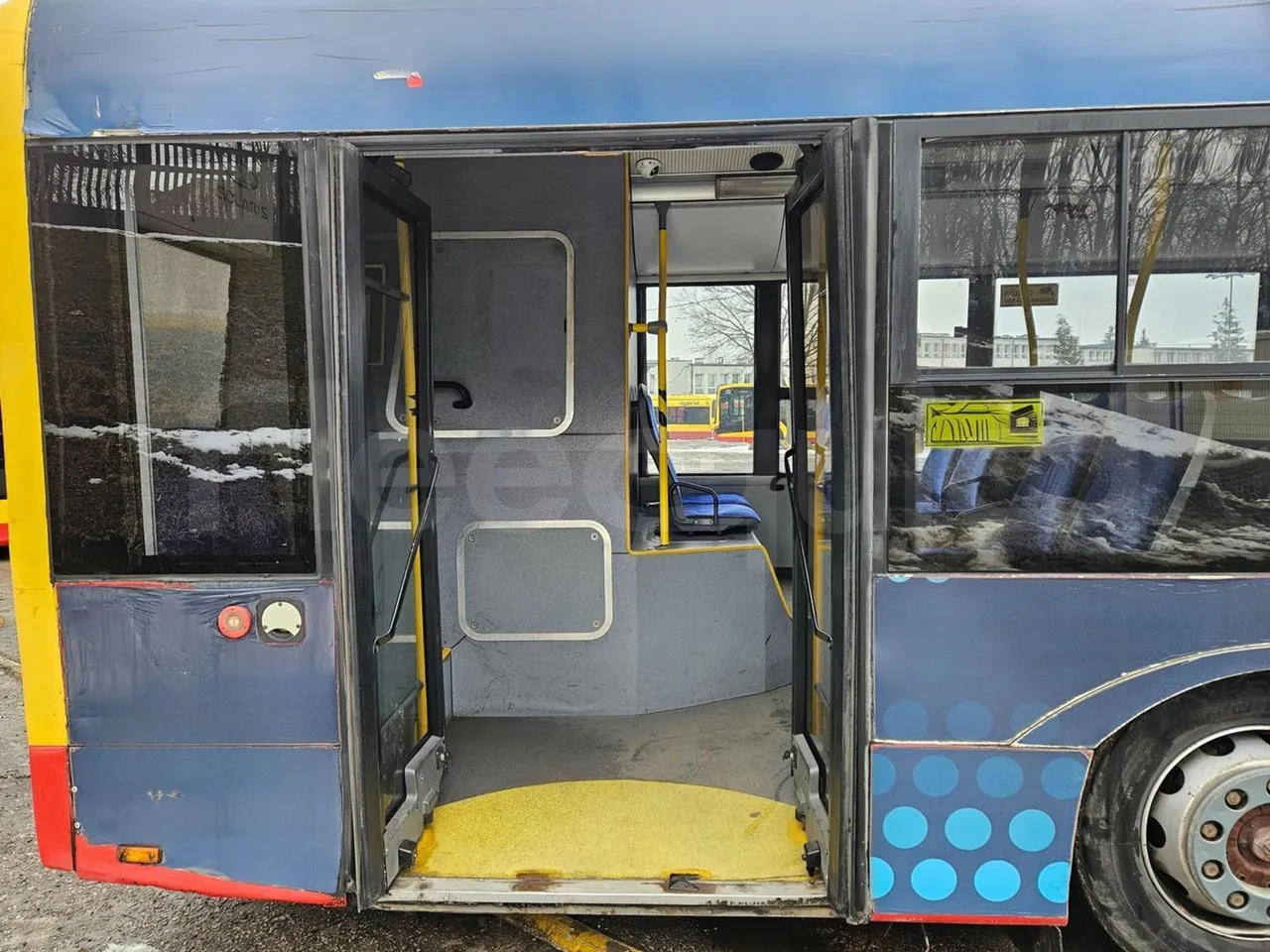 Solaris Urbino 18 - EUR4 - 231kW - 15m - front door 3 open