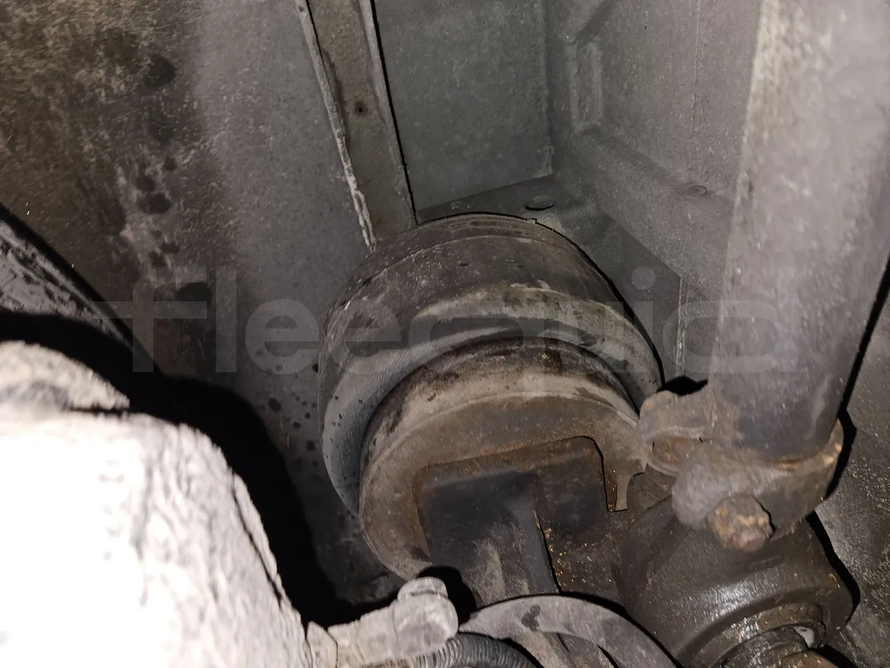 Solaris Urbino 18 - EUR4 - 231kW - 15m - front air springs right