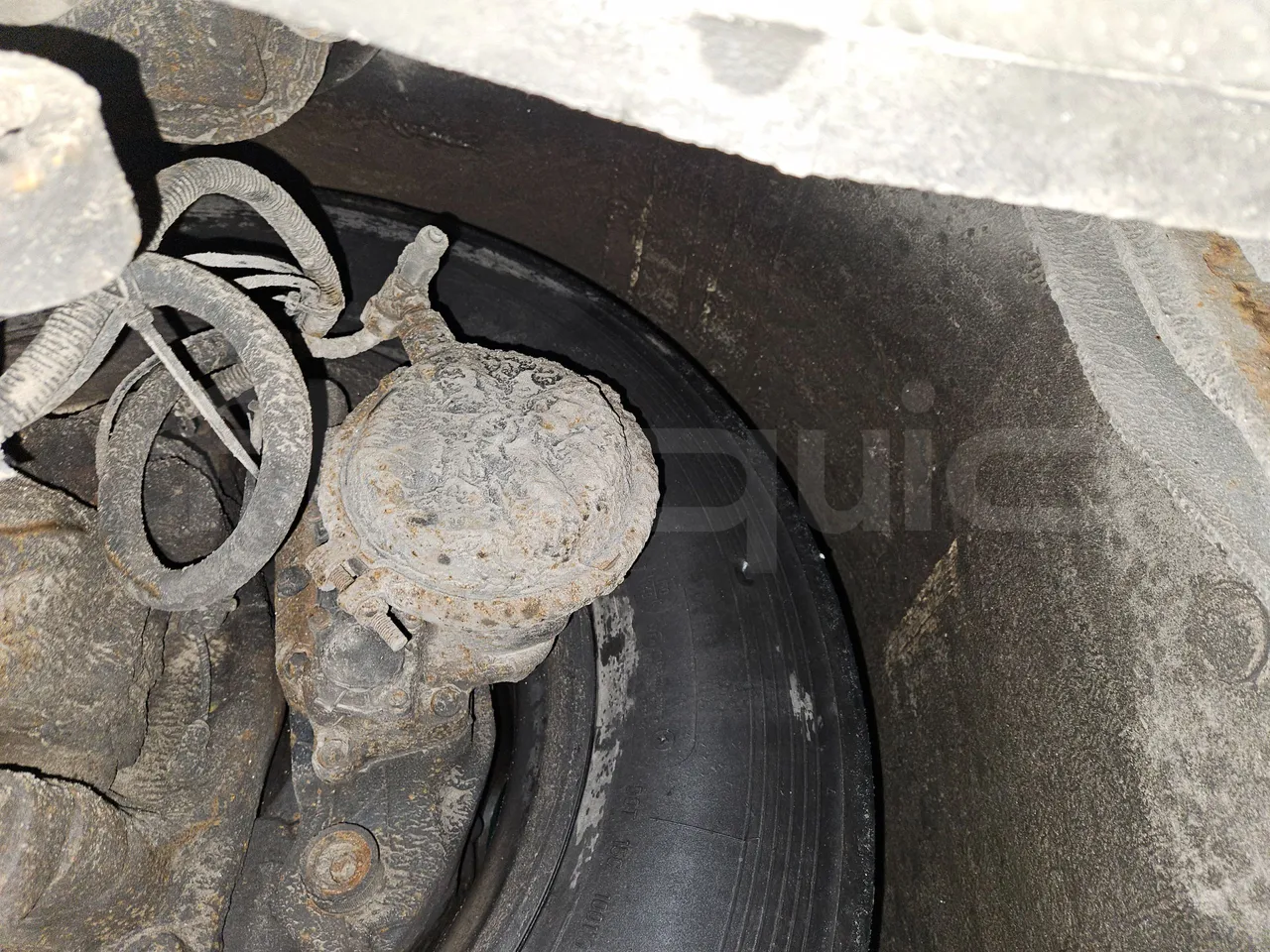 Solaris Urbino 18 - EUR4 - 231kW - 15m - front brake calipers left