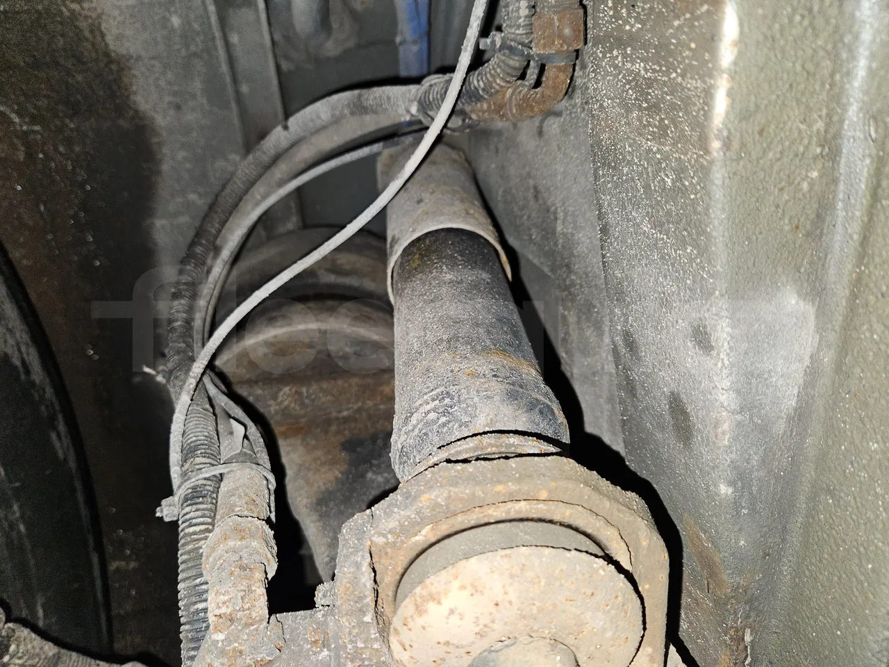 Solaris Urbino 18 - EUR4 - 231kW - 15m - front shock absorbers left