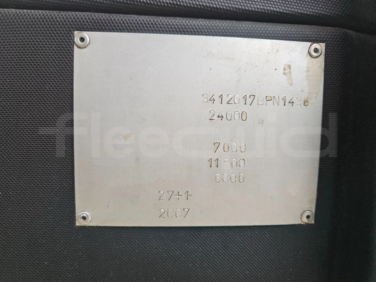 Solaris Urbino 18 - EUR4 - 231kW - 15m - vehicle plate photo