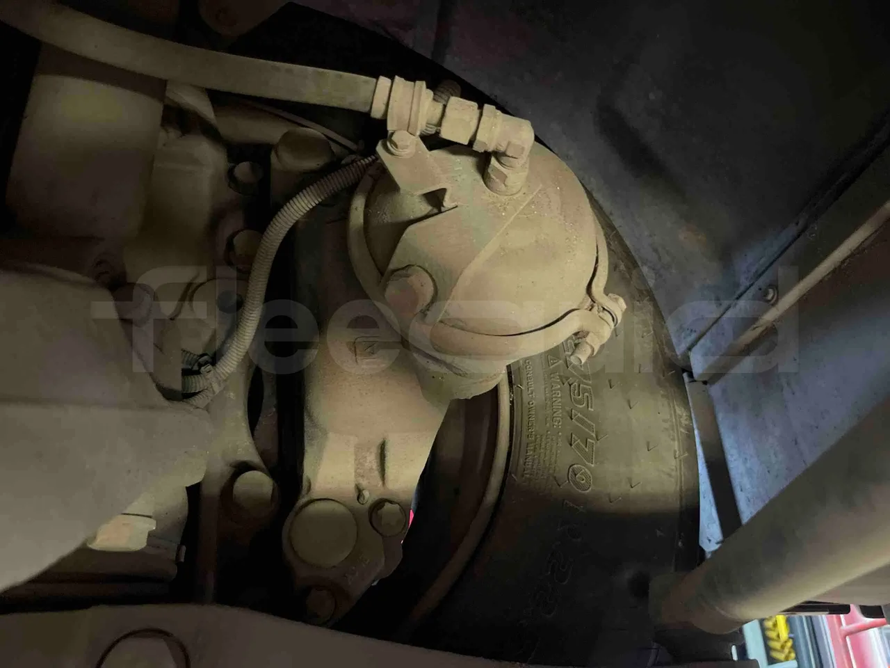 Iveco Citelis - front brake calipers left