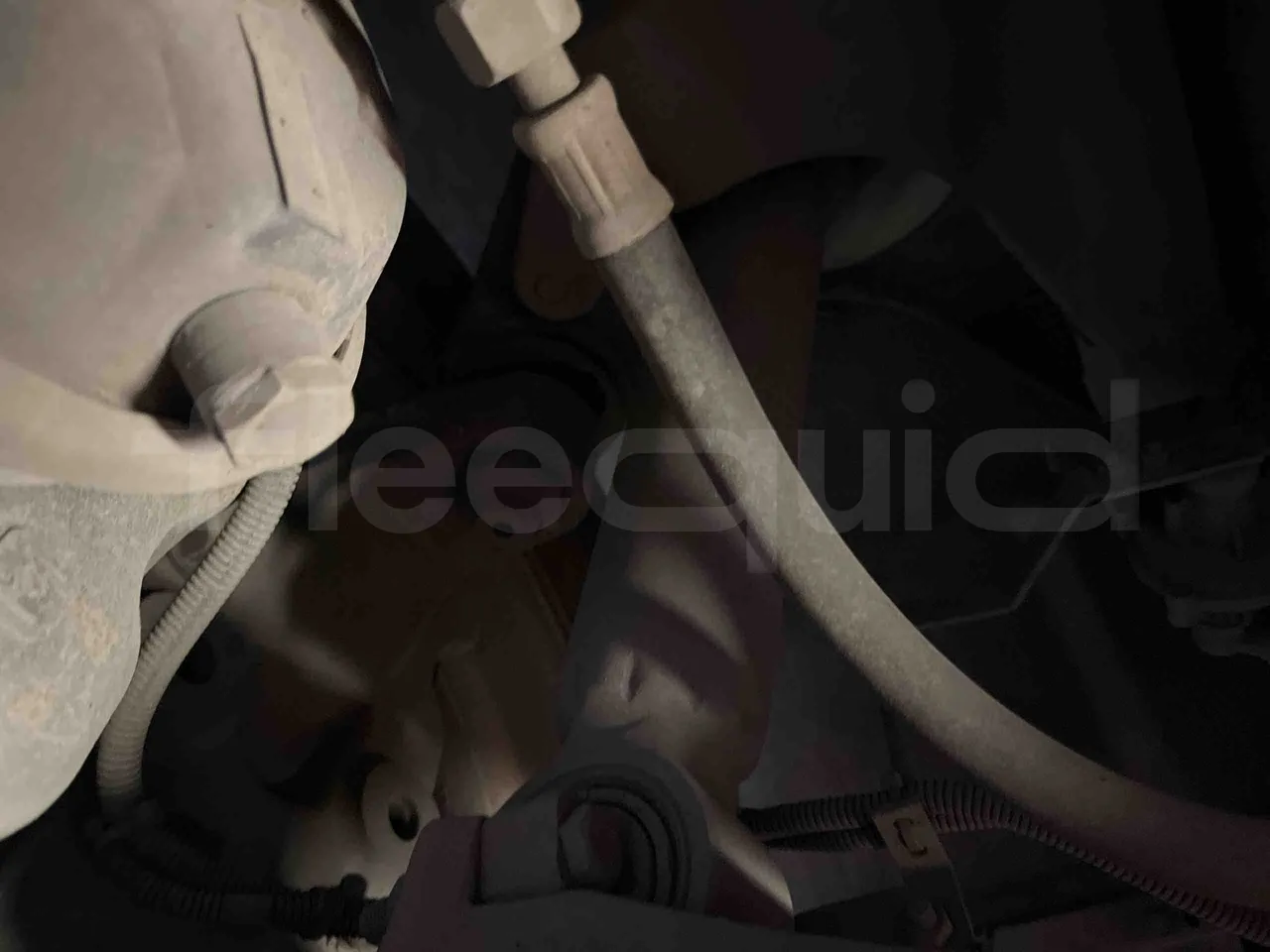 Iveco Citelis - front shock absorbers right