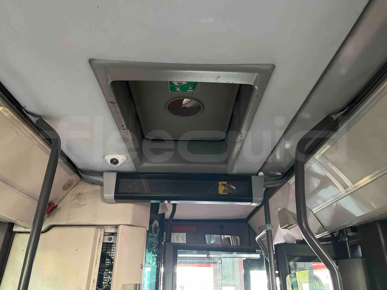 Iveco Citelis - roof hatch 1