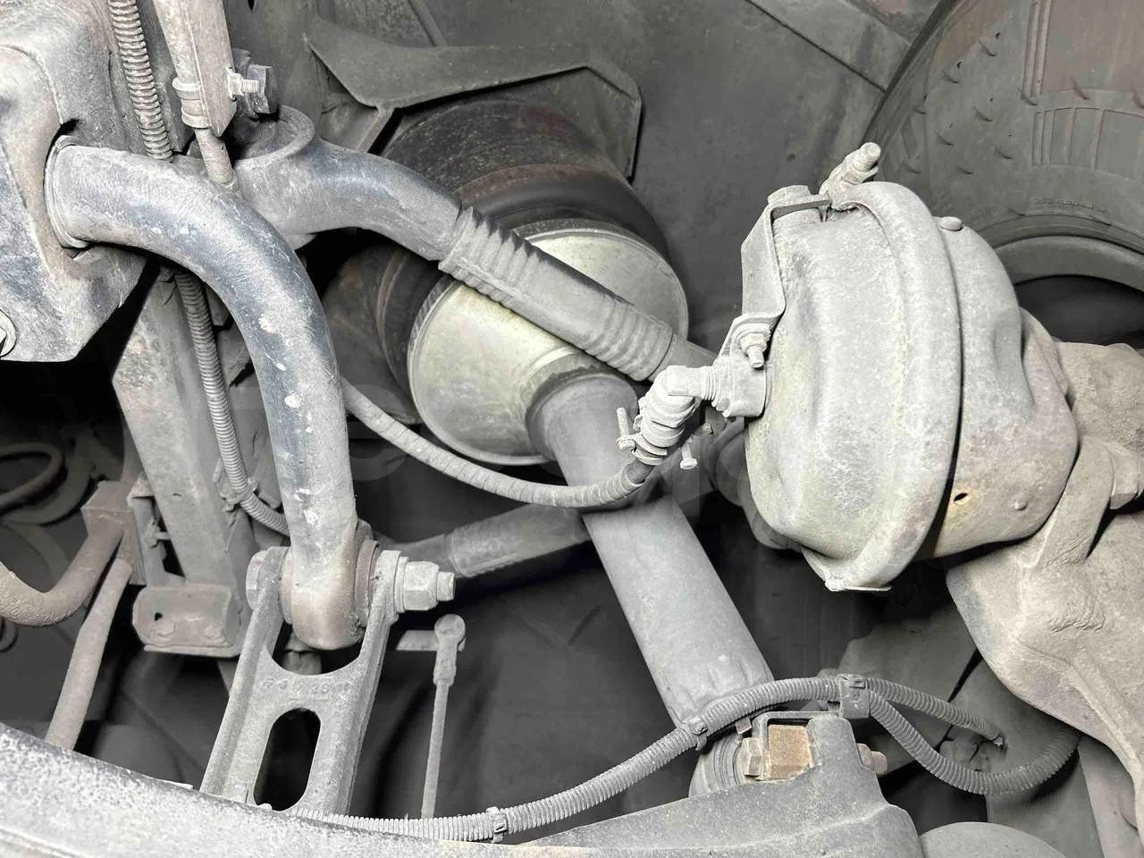 Iveco Magelys SFR2XX - EUR6 - 294kW - 12.265m - front shock absorbers left