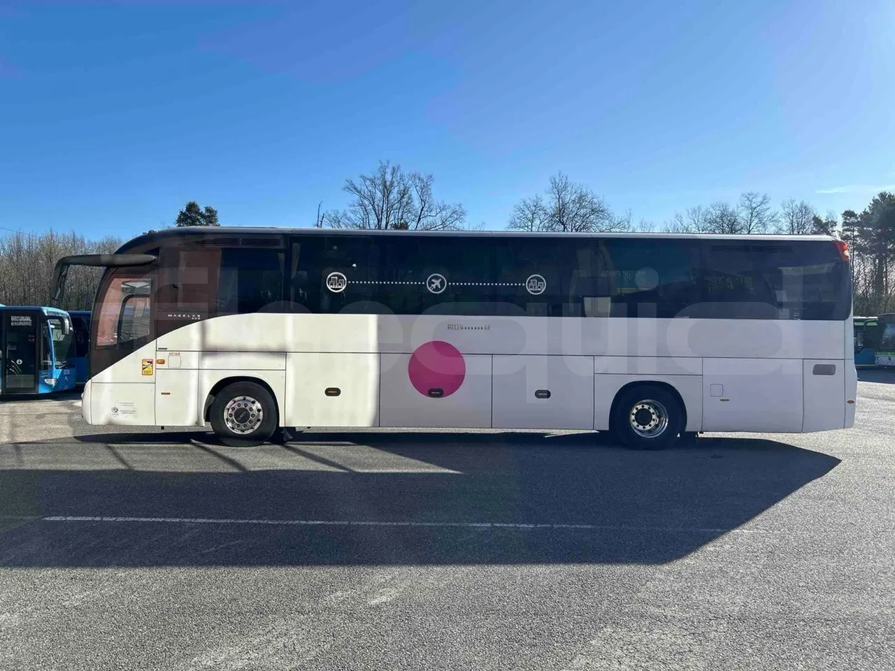Iveco Magelys SFR2XX - EUR6 - 294kW - 12.265m - left side photo
