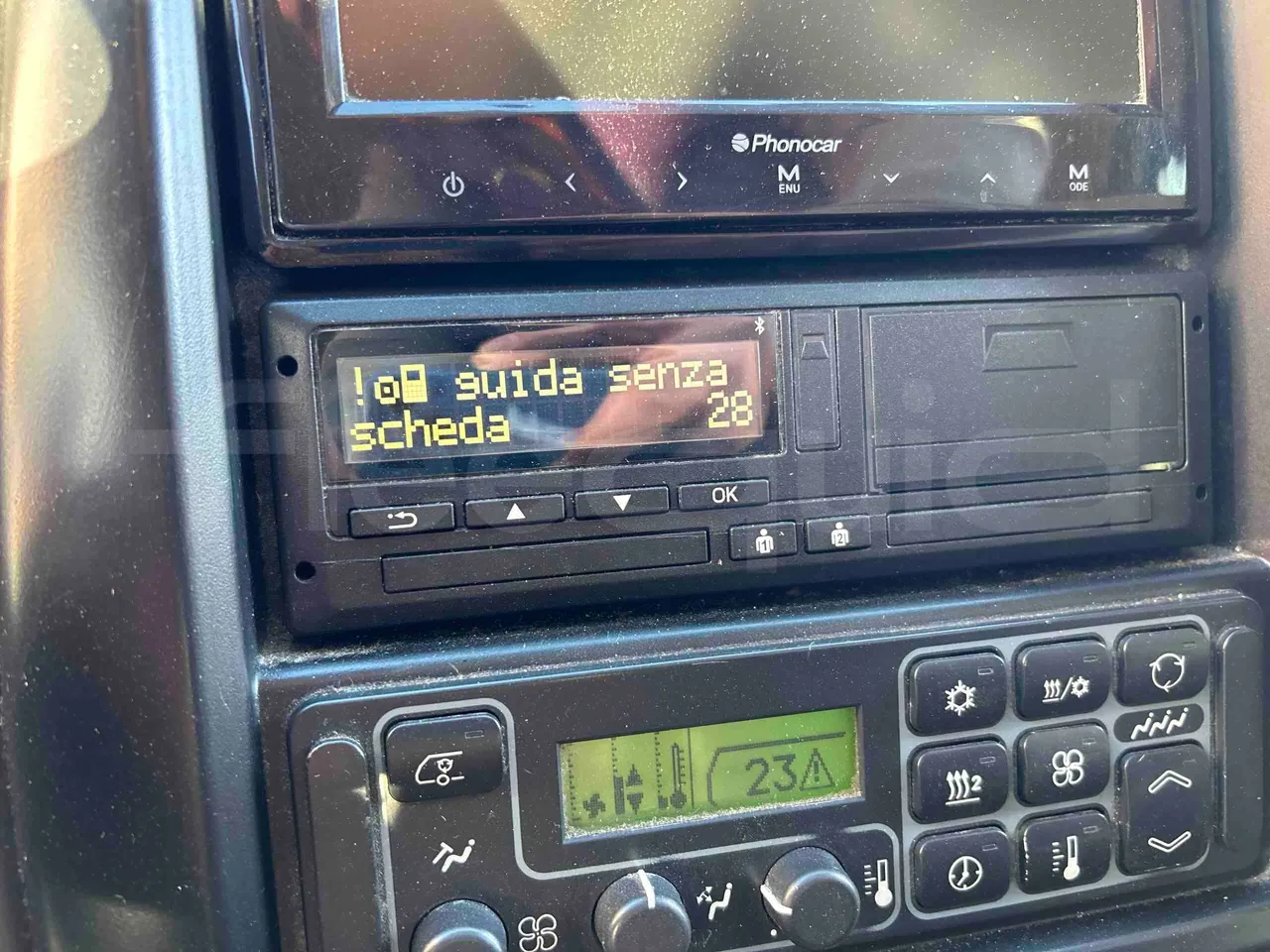 Iveco Magelys SFR2XX - EUR6 - 294kW - 12.265m - Tachograph