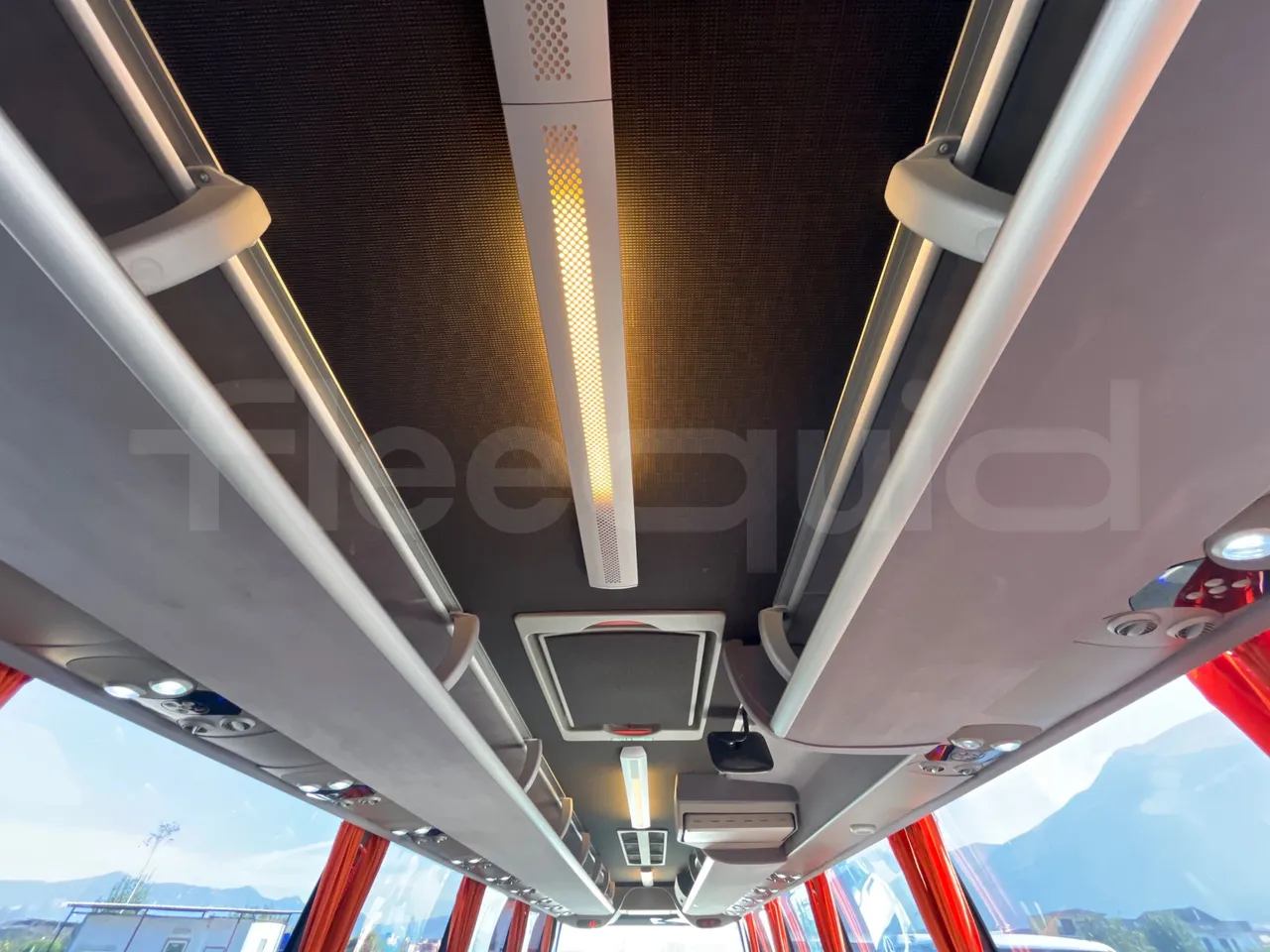 Volvo 9700 B4SC - EUR6 - 323kW - 12.35m - camera accessories photo