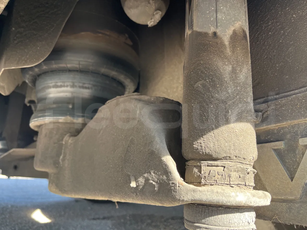 Volvo 9700 B4SC - EUR6 - 323kW - 12.35m - axel 2 air springs 2 right