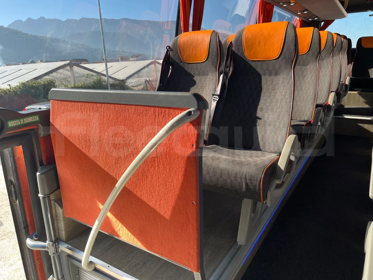 Volvo 9700 B4SC - EUR6 - 323kW - 12.35m - disabled area photo