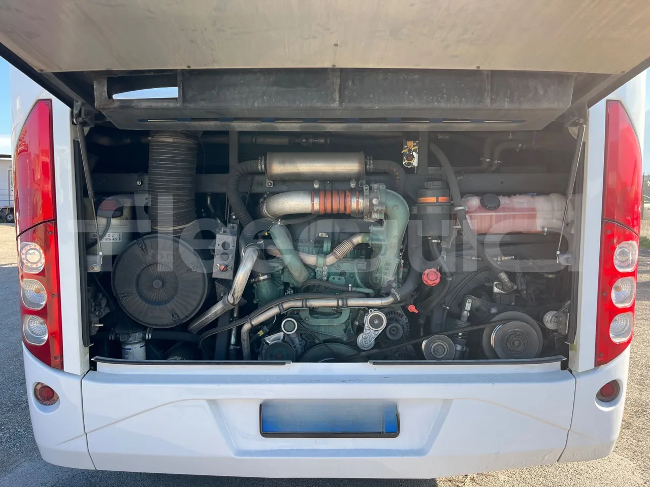 Volvo 9700 B4SC - EUR6 - 323kW - 12.35m - rear hatch open