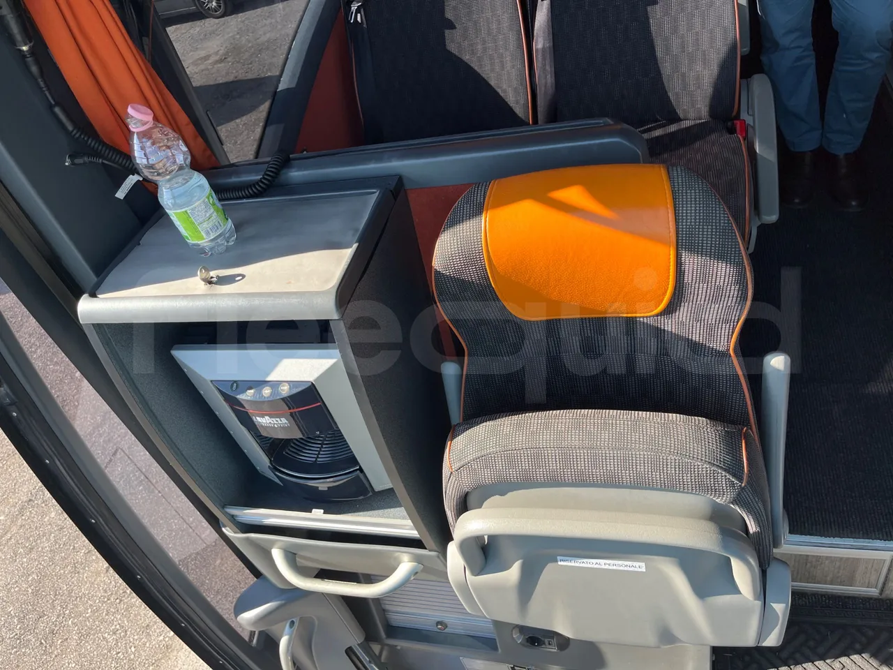 Volvo 9700 B4SC - EUR6 - 323kW - 12.35m - hostess seat photo