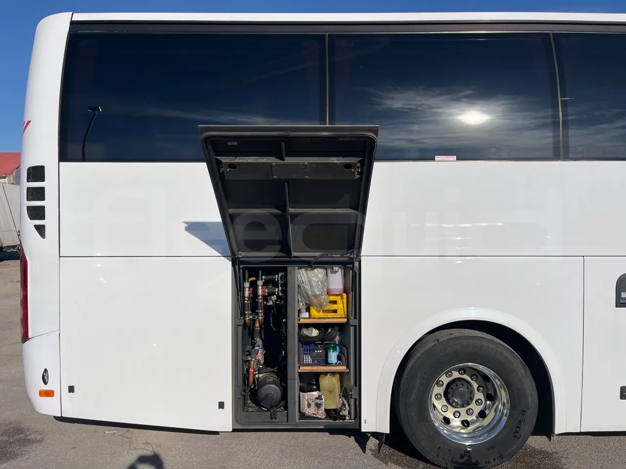 Volvo 9700 B4SC - EUR6 - 323kW - 12.35m - under carpet photo