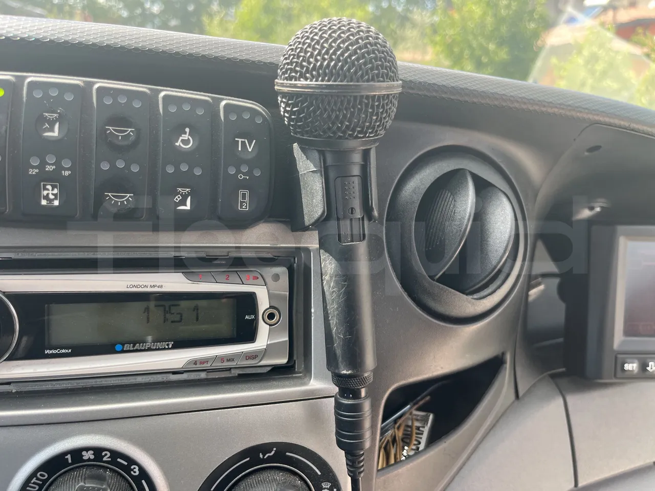 Iveco Daily - Driver Microphone