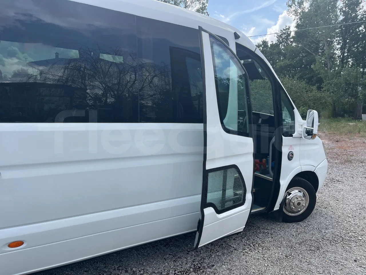 Iveco Daily - Driver Door Open
