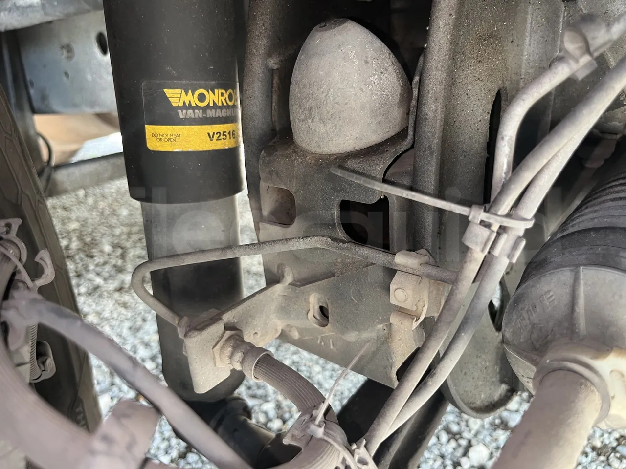Iveco Daily - First Axle Shock Absorbers Right Side
