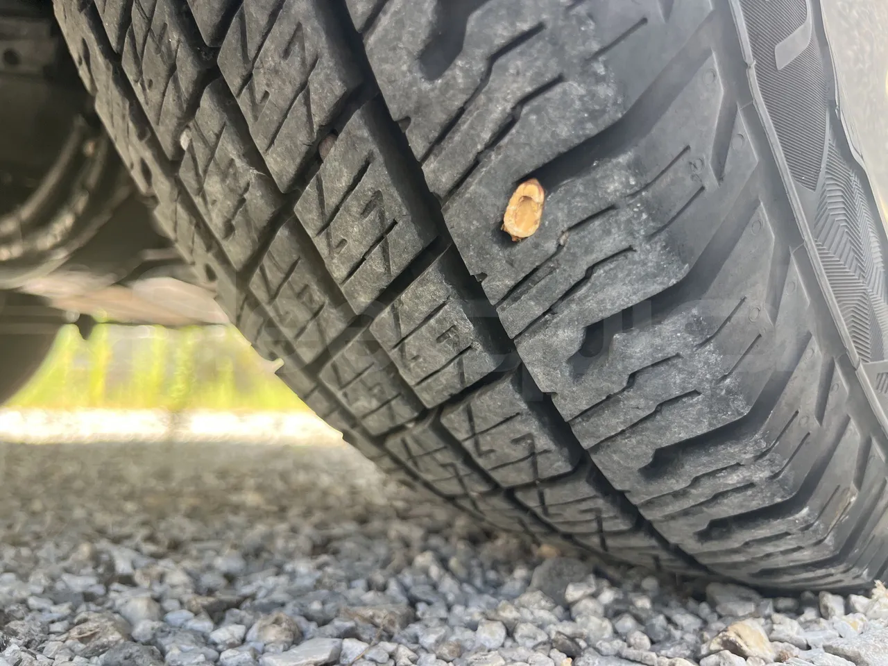 Iveco Daily - First Axle Left Side: Tyre Tread