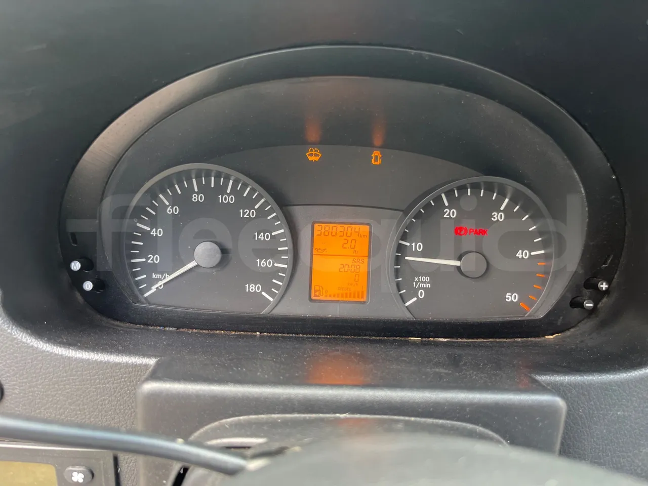 Mercedes-Benz Sprinter 518CDI - EUR4 - 135kW - 7.360m - dashboard lights on