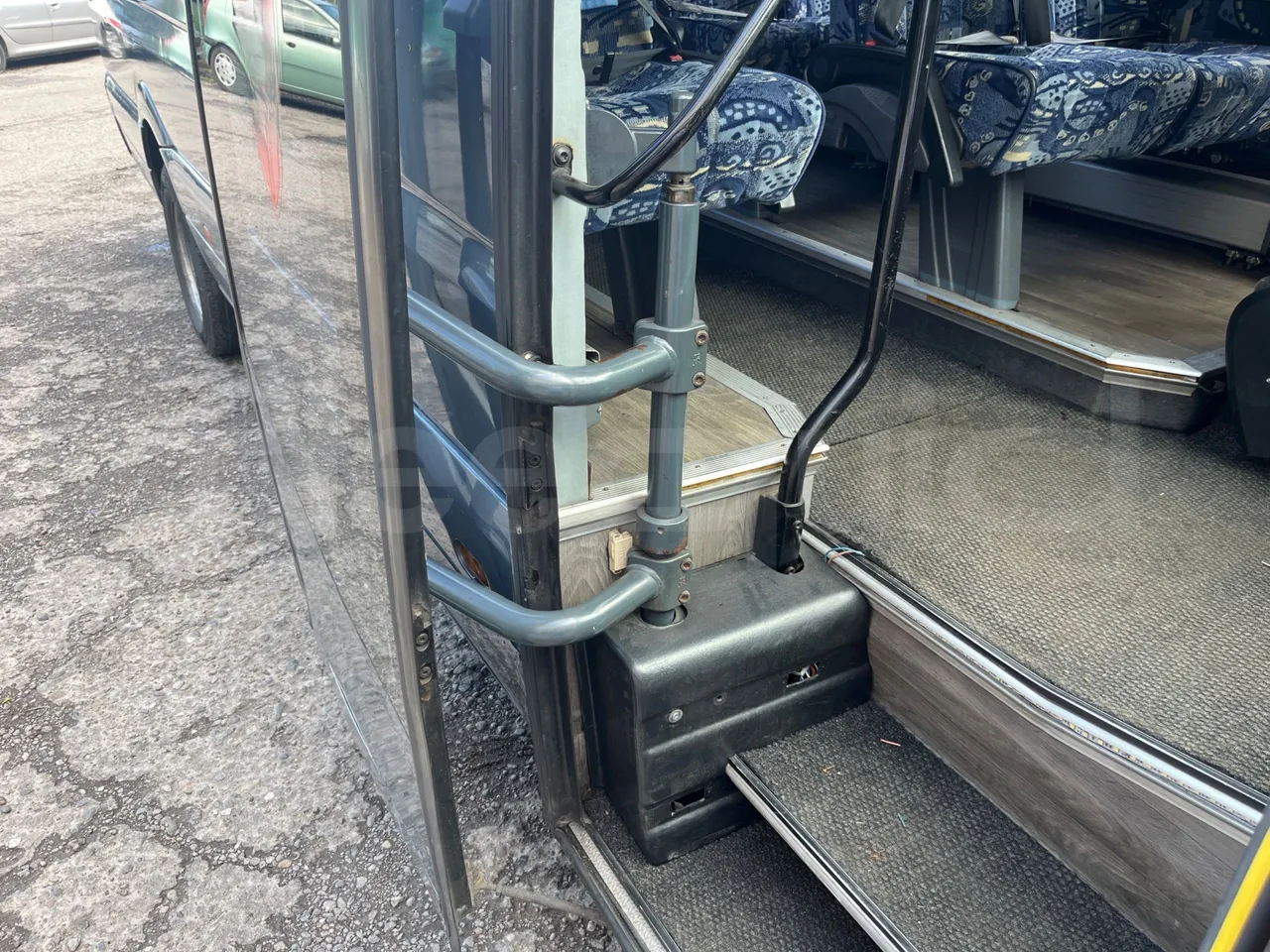 Mercedes-Benz Sprinter 518CDI - EUR4 - 135kW - 7.360m - door mechanism photo