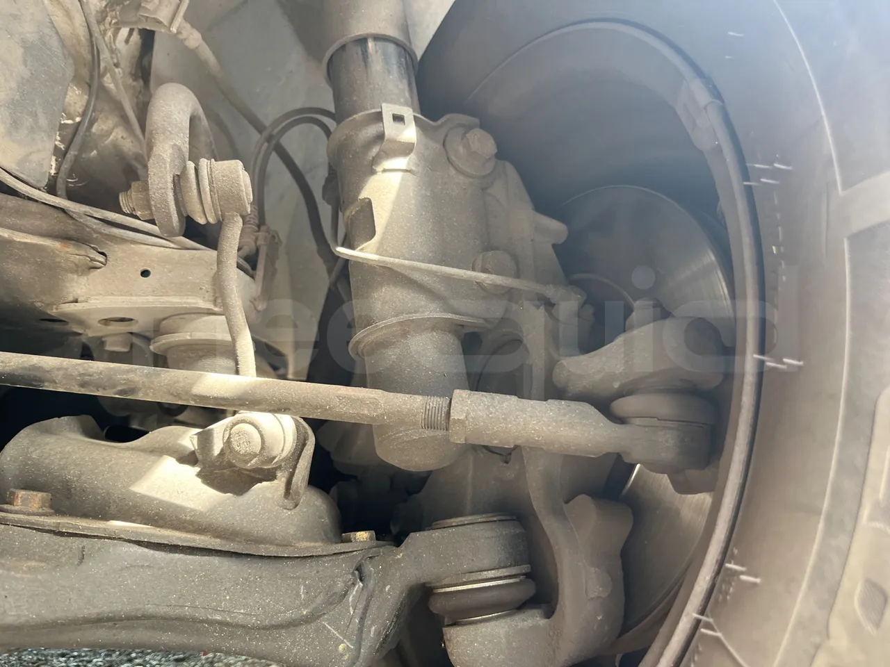 Mercedes-Benz Sprinter 518CDI - EUR4 - 135kW - 7.360m - front shock absorbers left