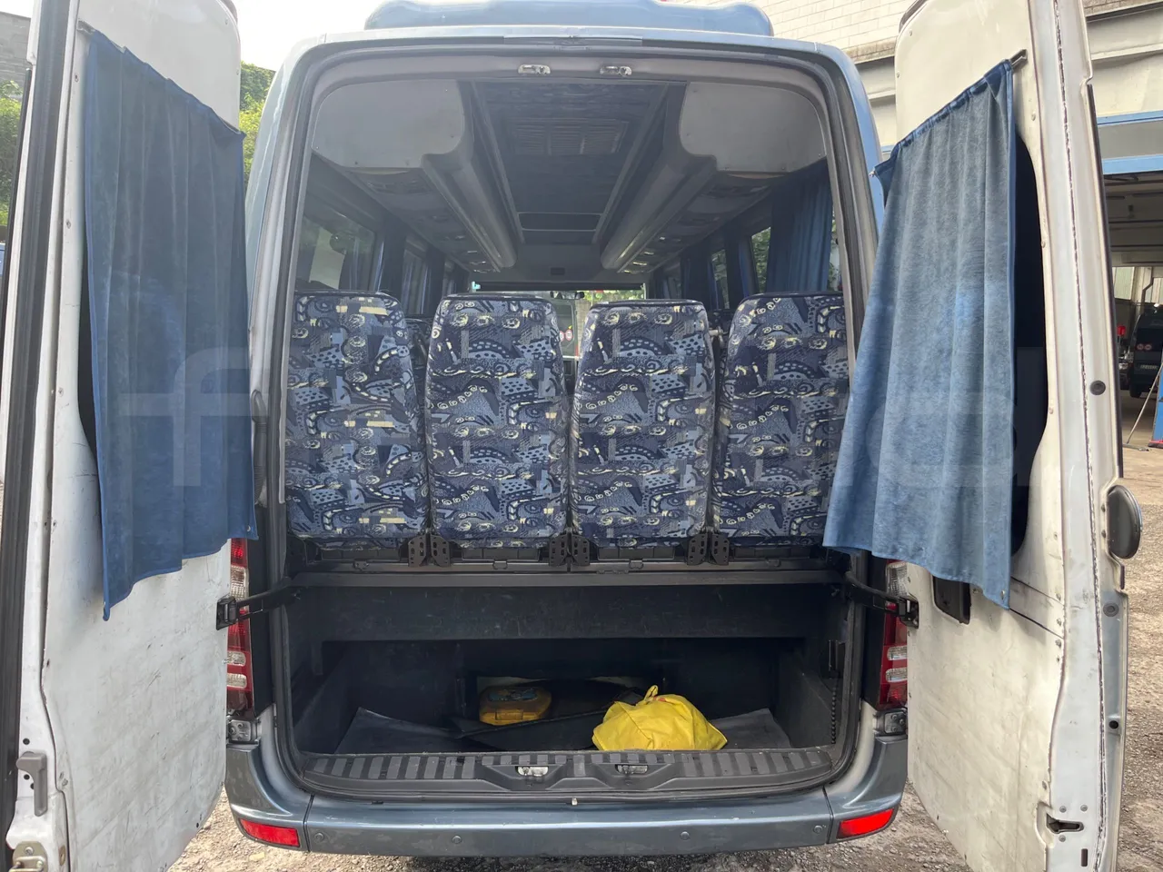 Mercedes-Benz Sprinter 518CDI - EUR4 - 135kW - 7.360m - luggage rack photo