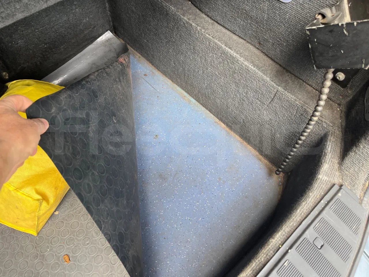 Mercedes-Benz Sprinter 518CDI - EUR4 - 135kW - 7.360m - under carpet photo