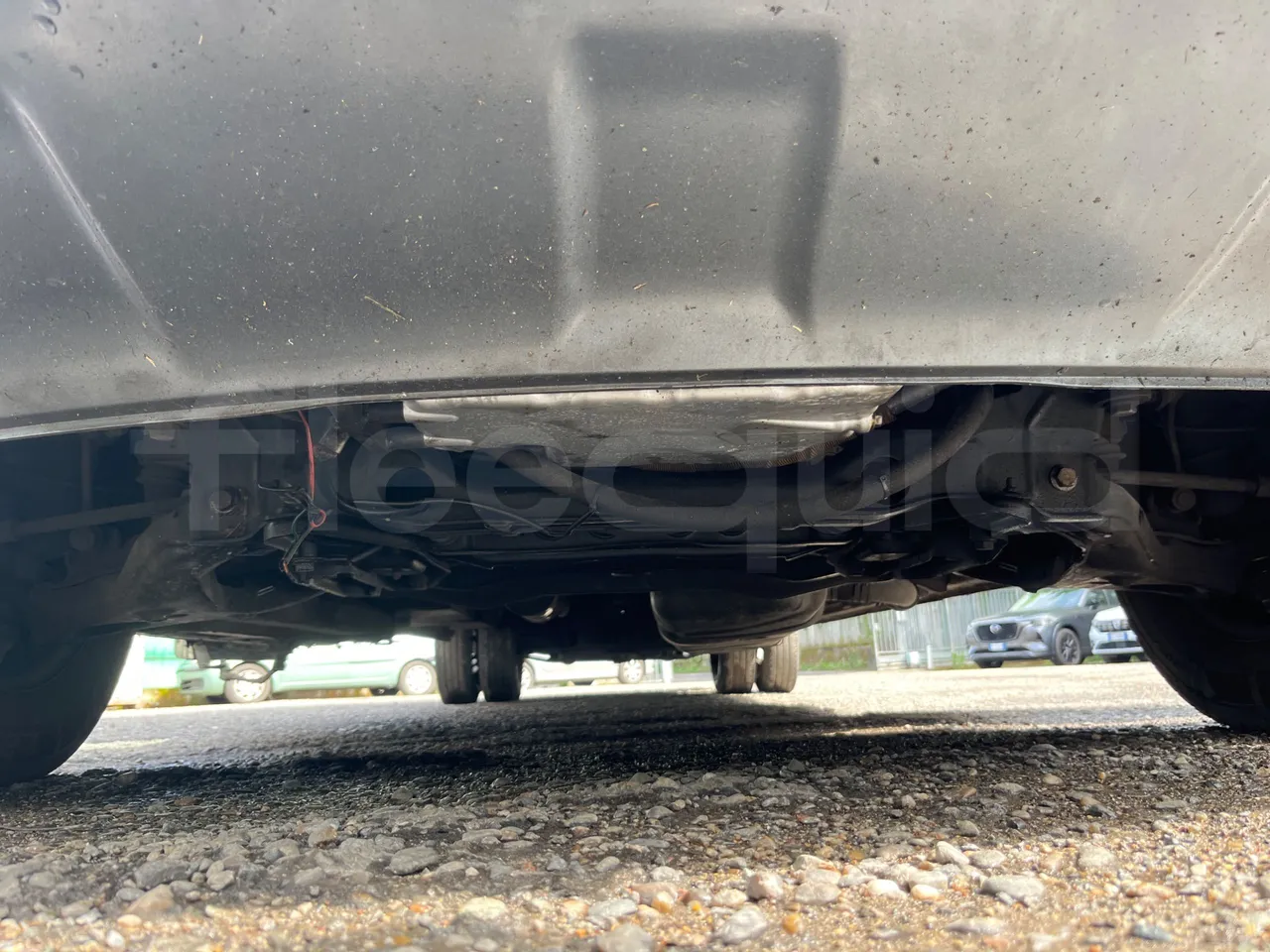 Mercedes-Benz Sprinter 518CDI - EUR4 - 135kW - 7.360m - front undercarriage from front