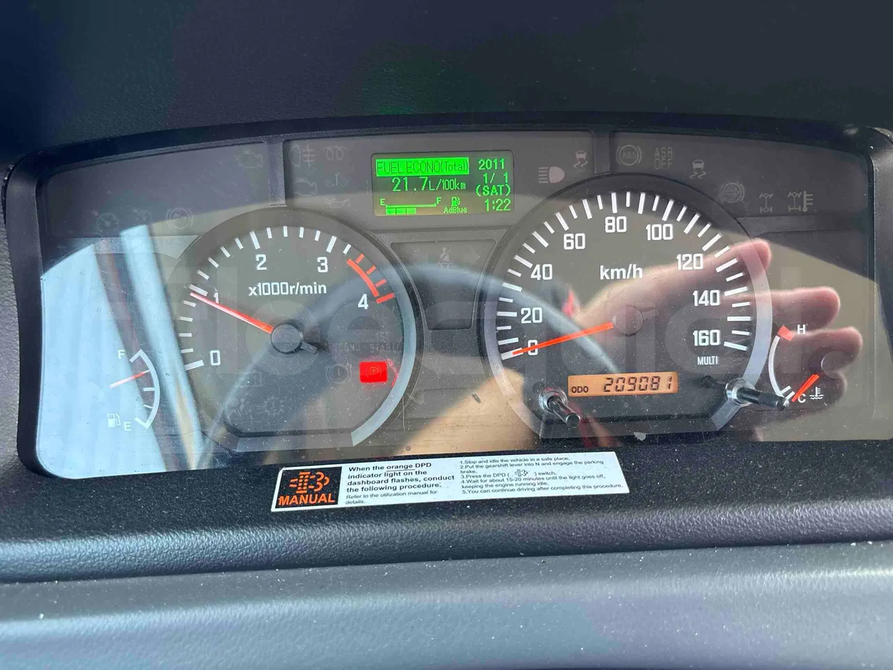Isuzu Novo - dashboard lights on