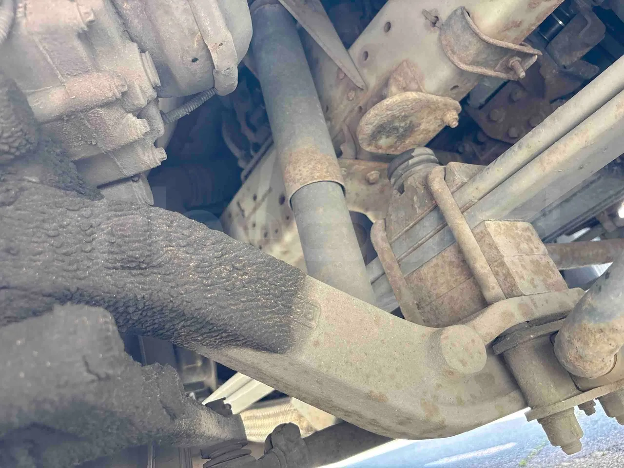 Isuzu Novo - front shock absorbers right