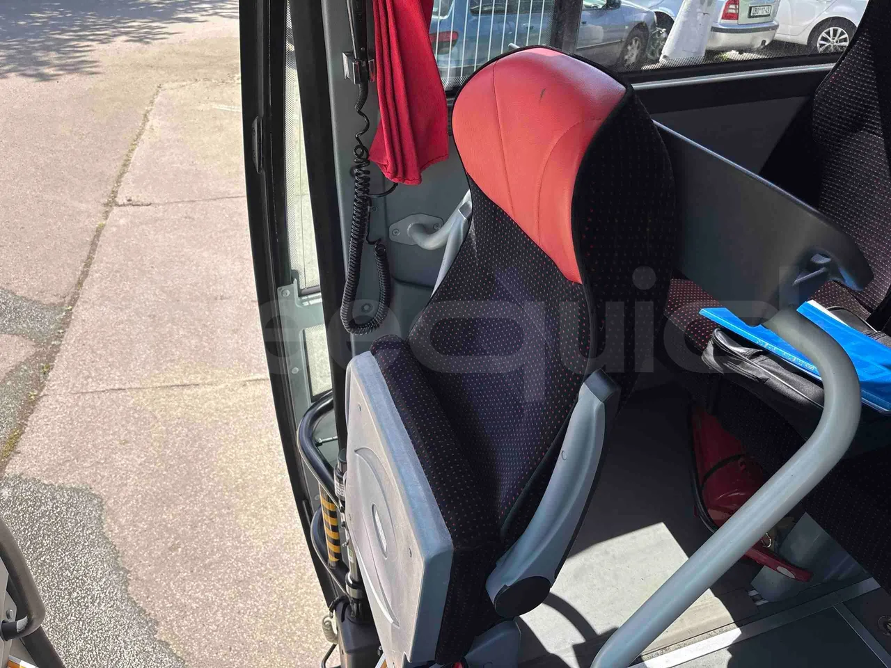 Isuzu Novo - hostess seat photo