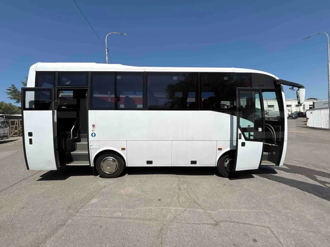 Isuzu Novo - right side doors open