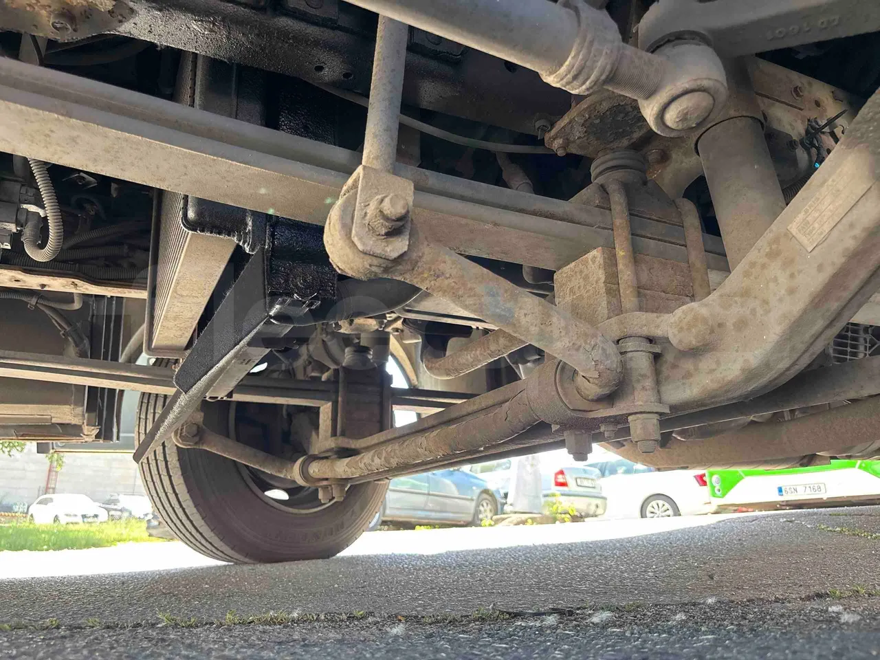 Isuzu Novo - front axle left side
