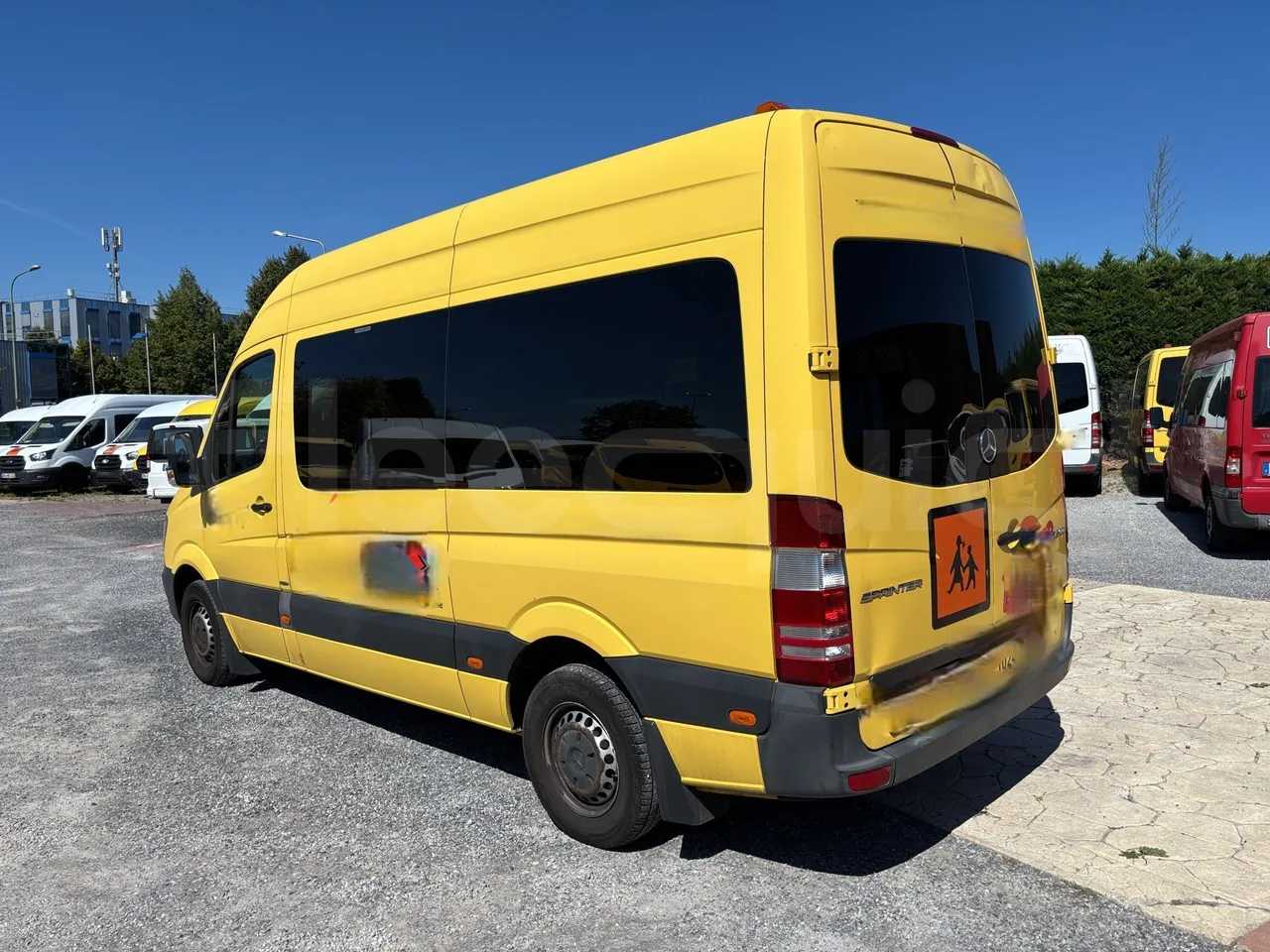 Mercedes-Benz Sprinter - 3/4 Rear Left Side