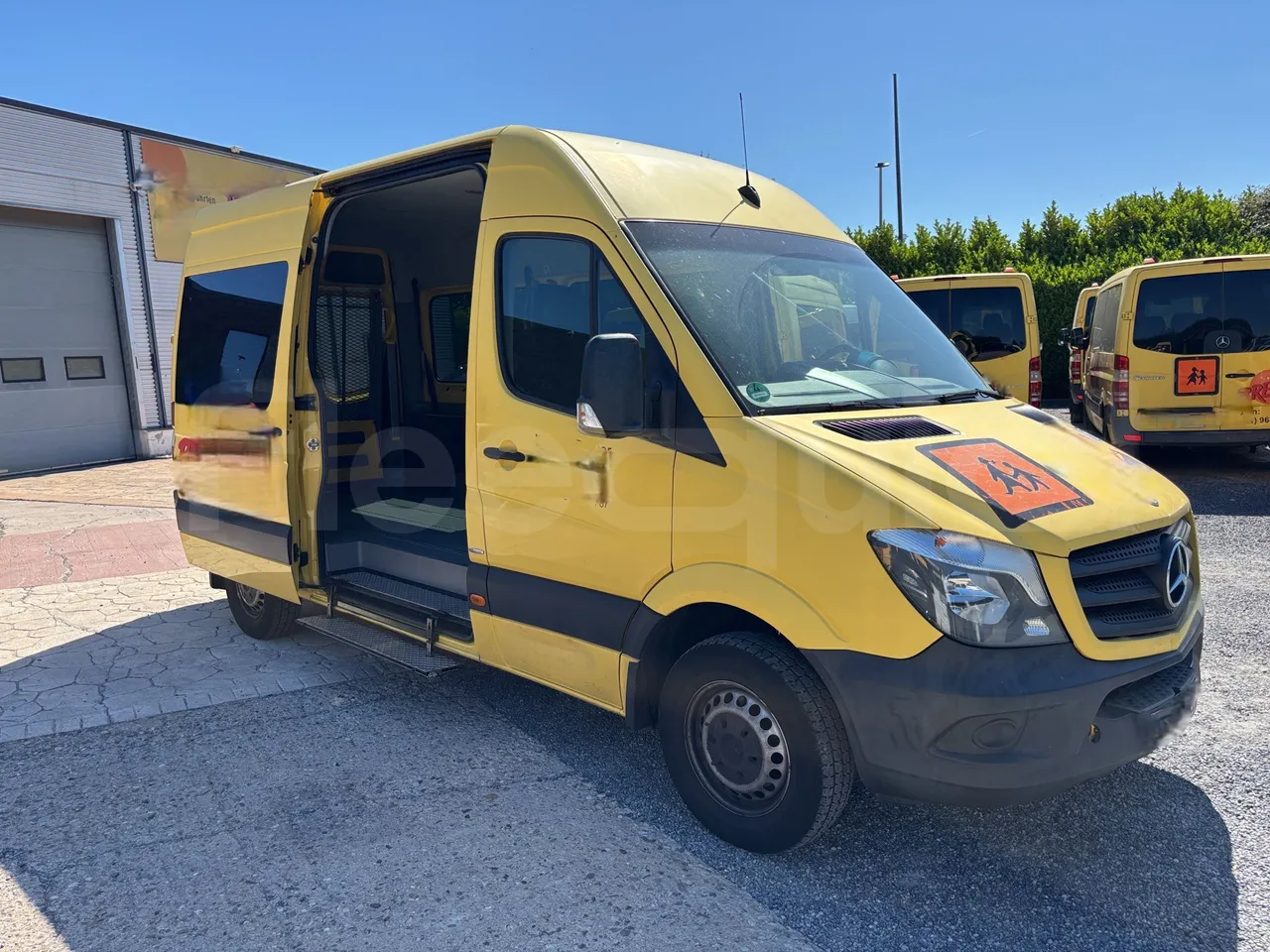 Mercedes-Benz Sprinter - 3/4 Front Right Side Doors Open