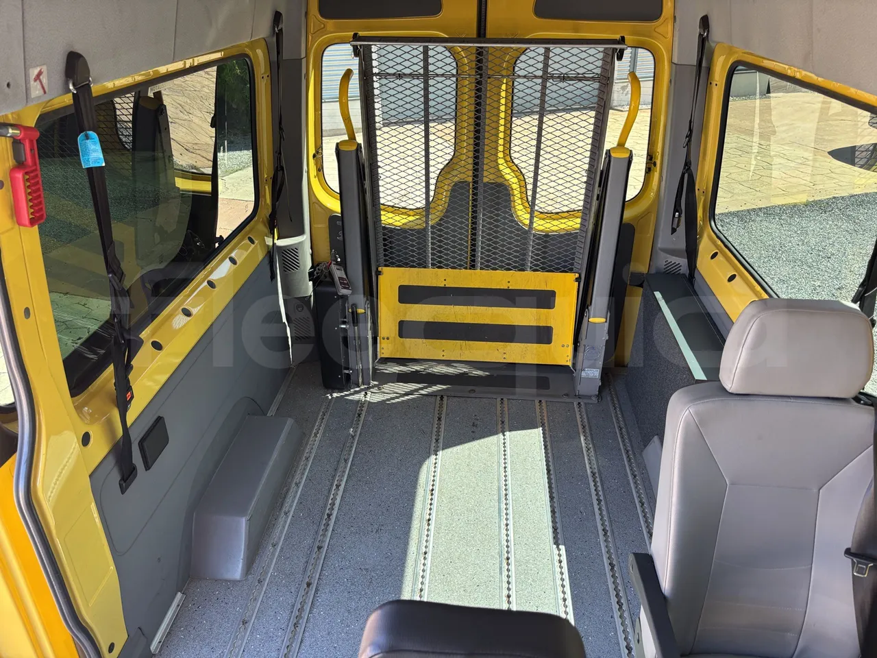Mercedes-Benz Sprinter - Disabled Area