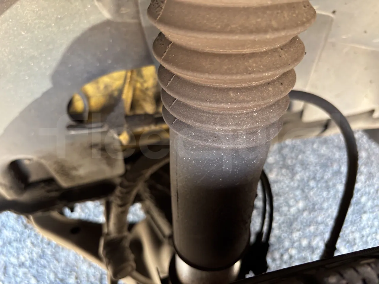 Mercedes-Benz Sprinter - First Axle Shock Absorbers Left Side