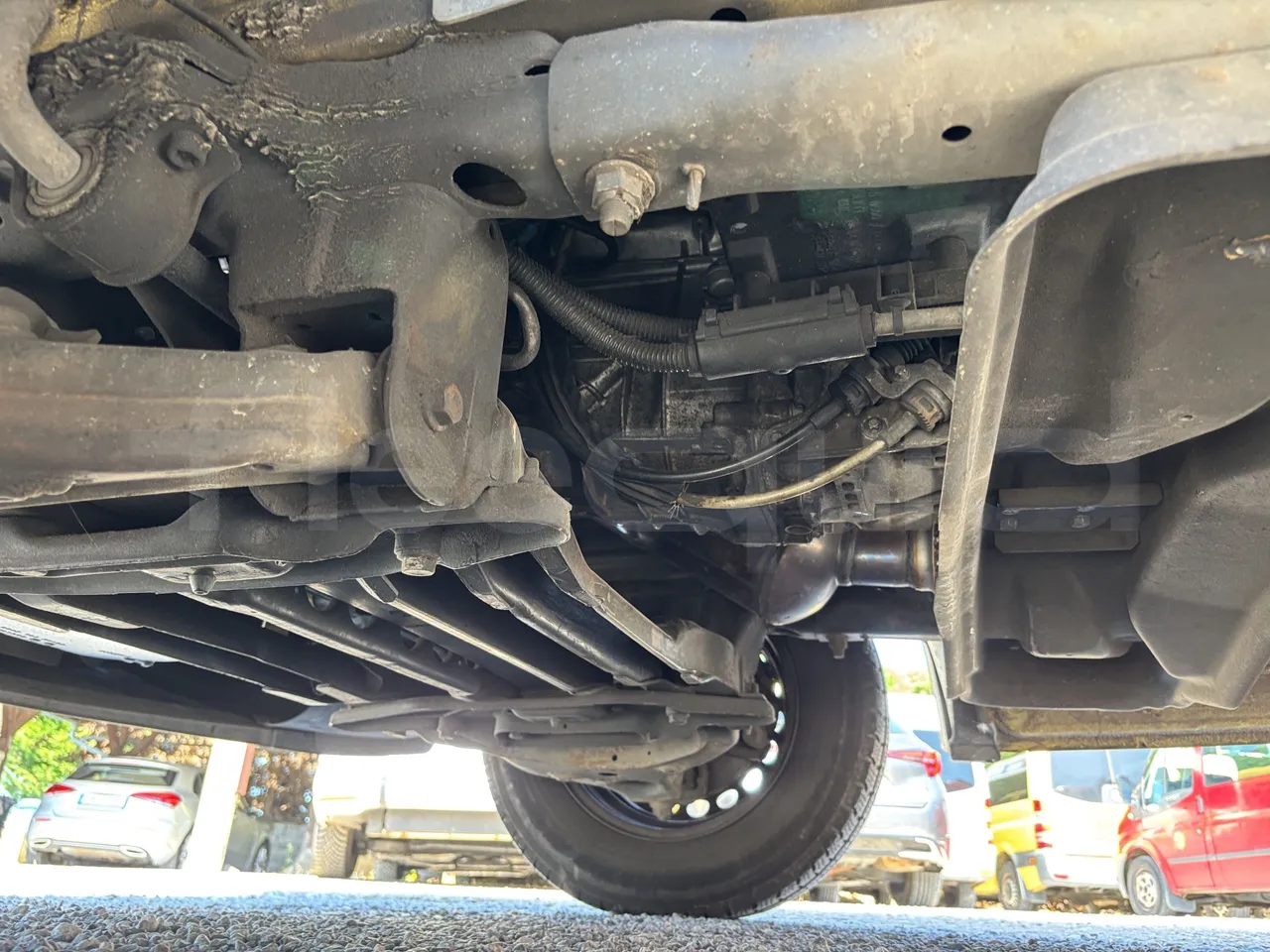 Mercedes-Benz Sprinter - First Axle Left Side