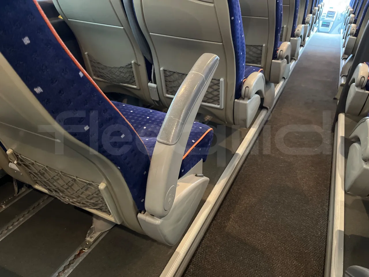 Irizar Scania K420EB 4X2 - Euro 4 - 309 kW - 12 mt - armrest detail photo