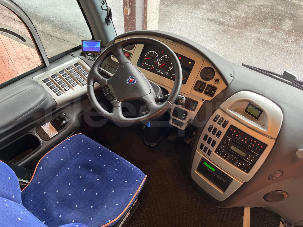 Irizar Scania K420EB 4X2 - Euro 4 - 309 kW - 12 mt - buttons panels on